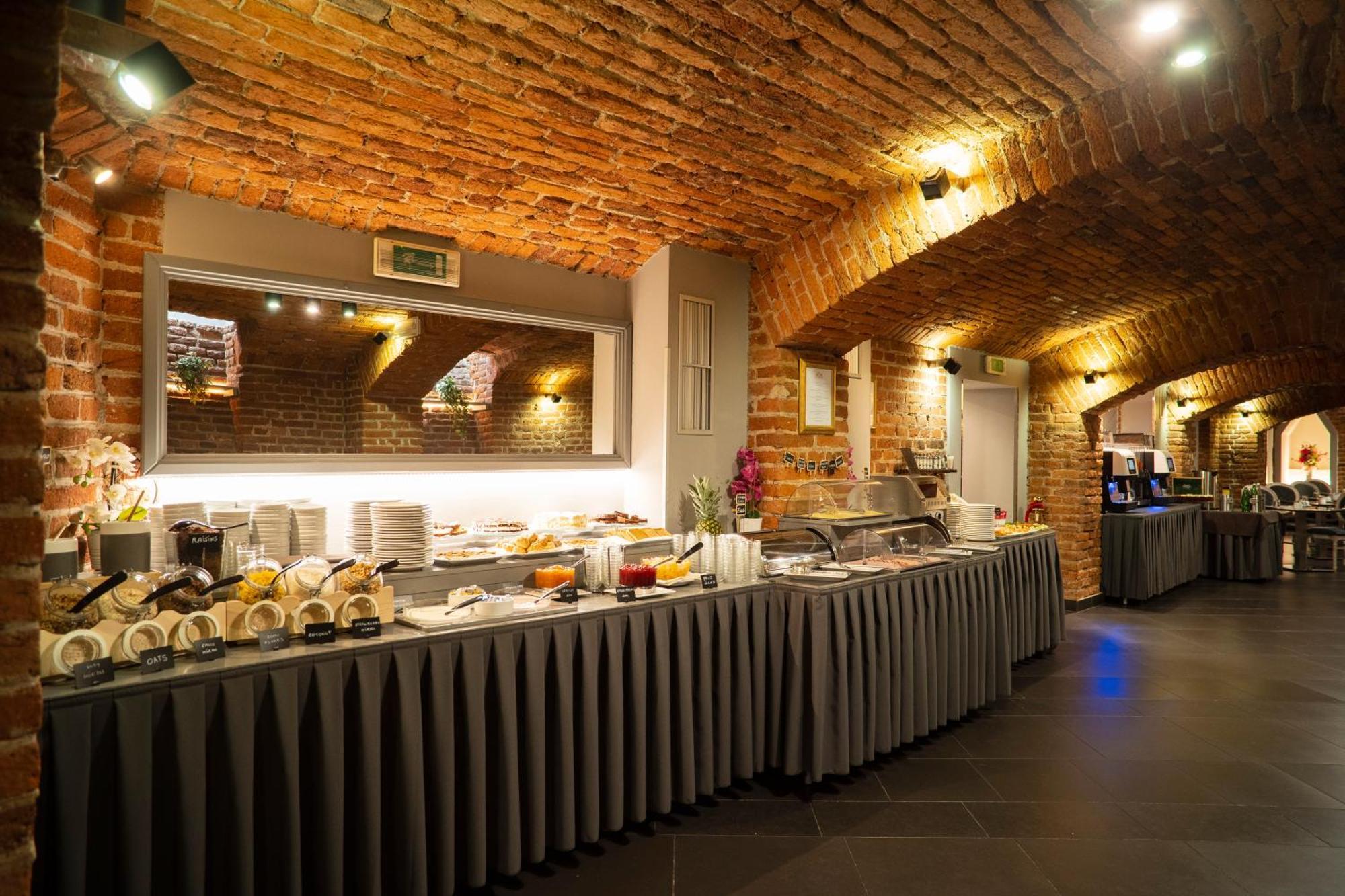 Assenzio Otel