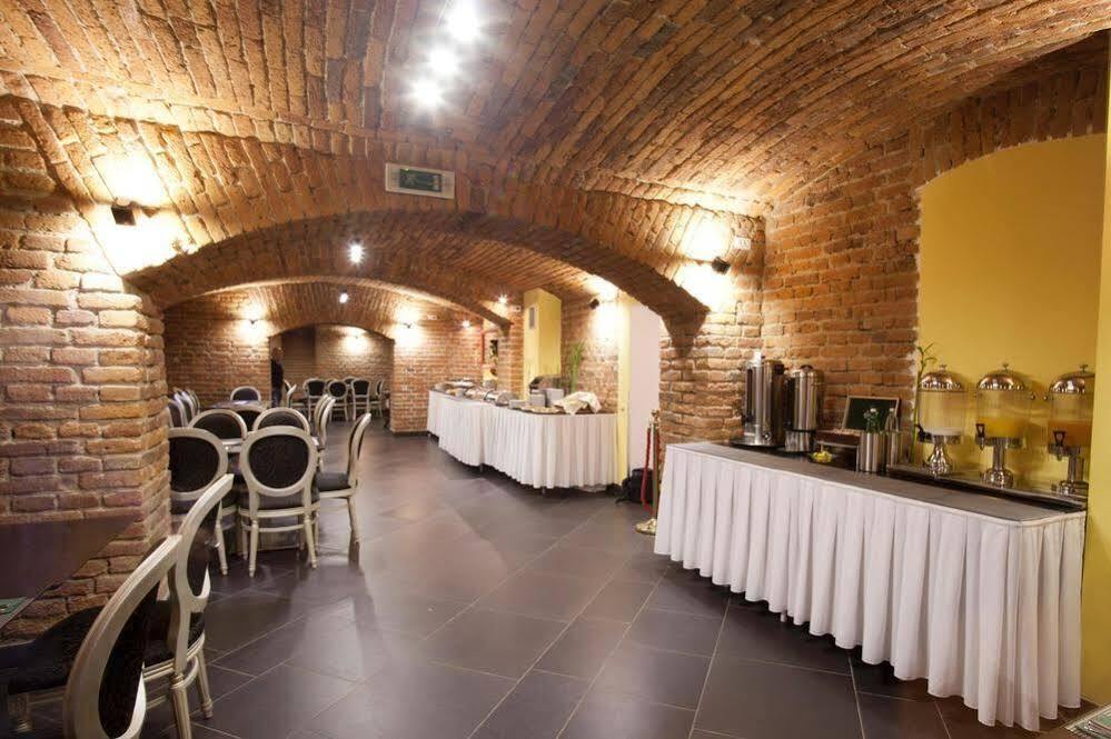 Otel Assenzio 4*