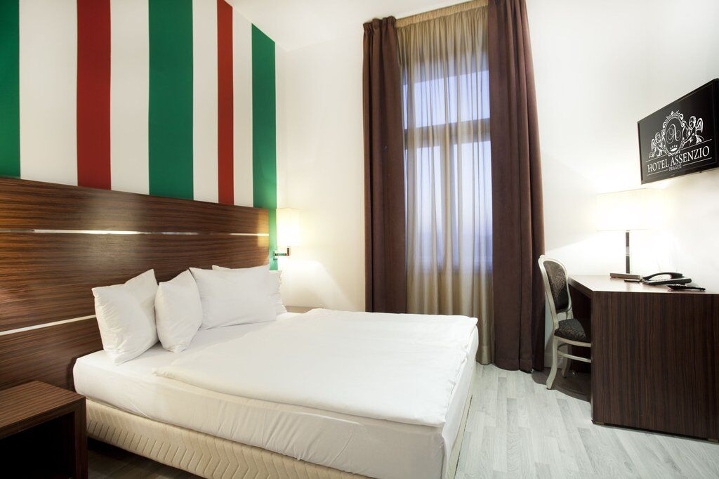 Otel Assenzio Prag