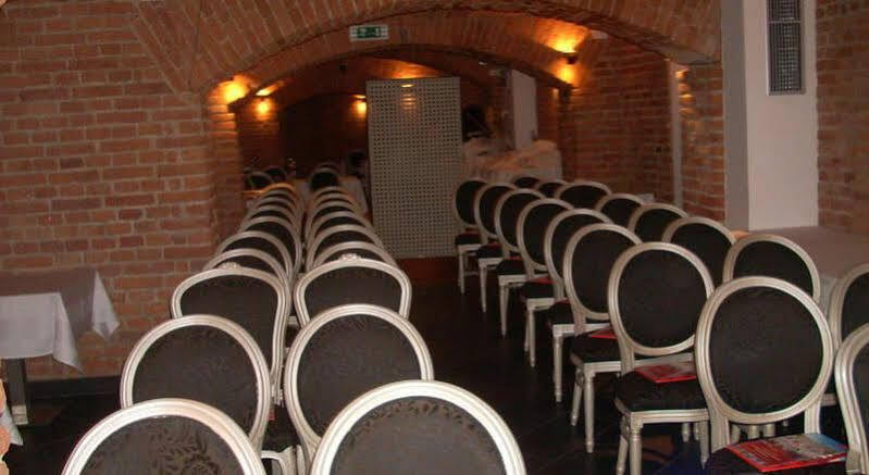 Assenzio Otel Prag